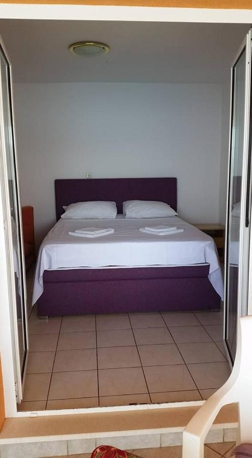 Apartmani Nikoletic Klek Exteriör bild