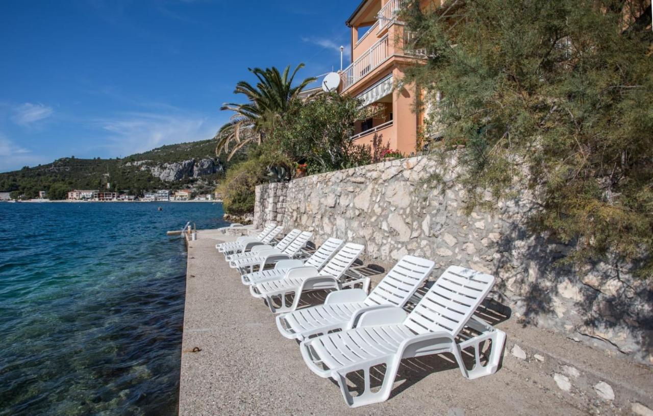 Apartmani Nikoletic Klek Exteriör bild