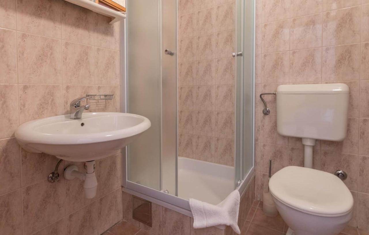 Apartmani Nikoletic Klek Exteriör bild
