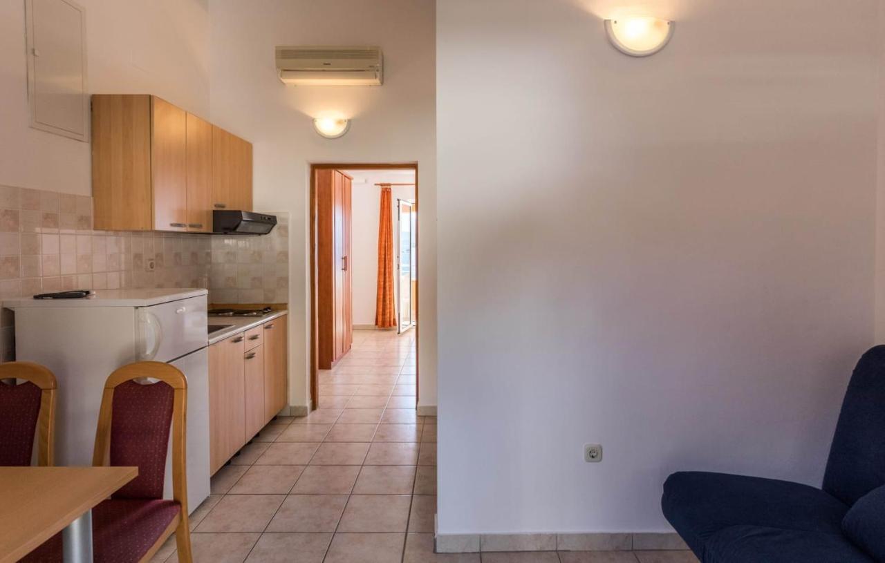 Apartmani Nikoletic Klek Exteriör bild