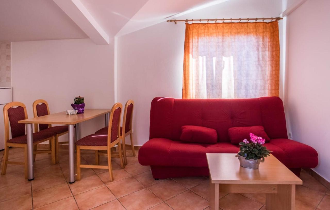 Apartmani Nikoletic Klek Exteriör bild