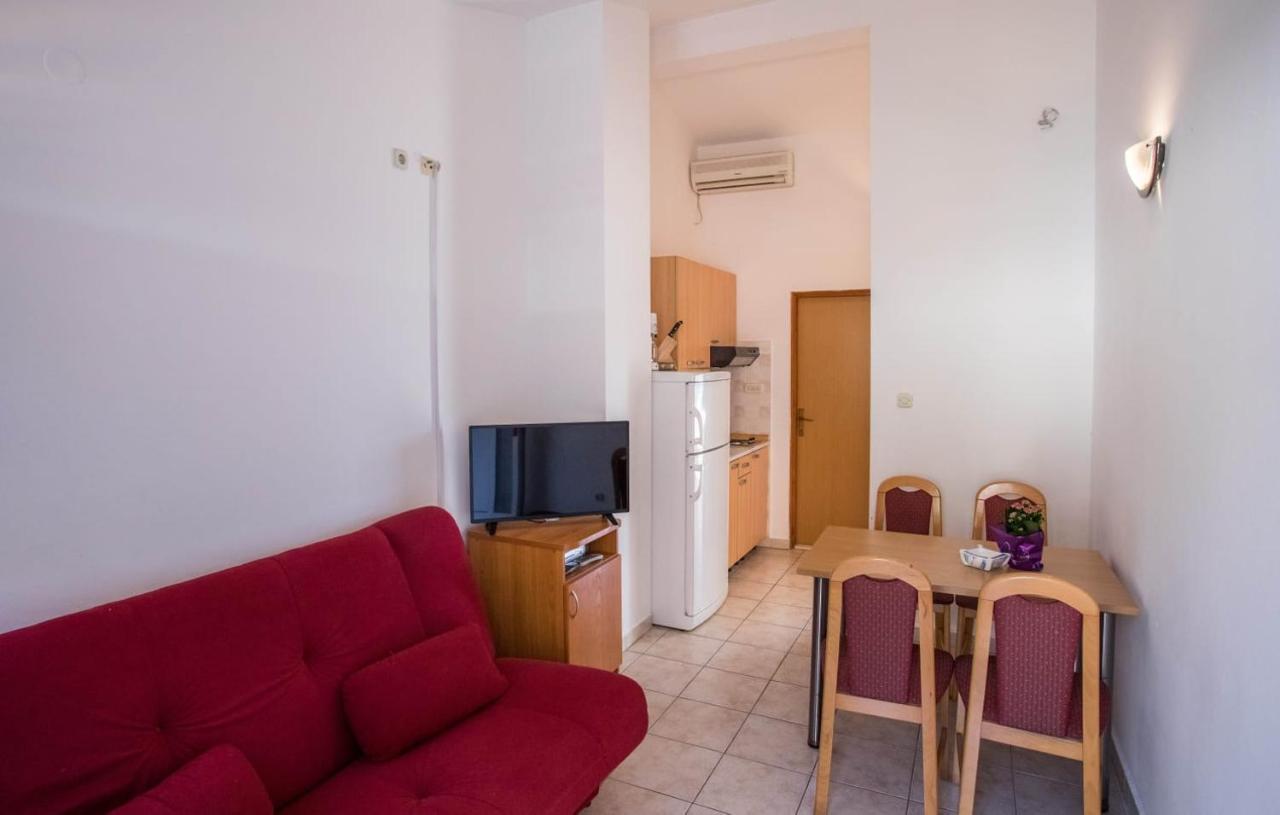 Apartmani Nikoletic Klek Exteriör bild
