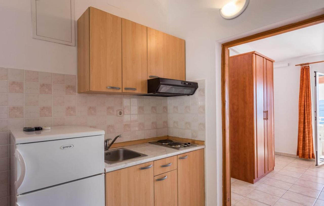 Apartmani Nikoletic Klek Exteriör bild
