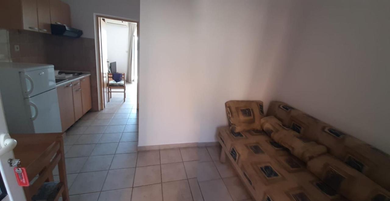 Apartmani Nikoletic Klek Exteriör bild