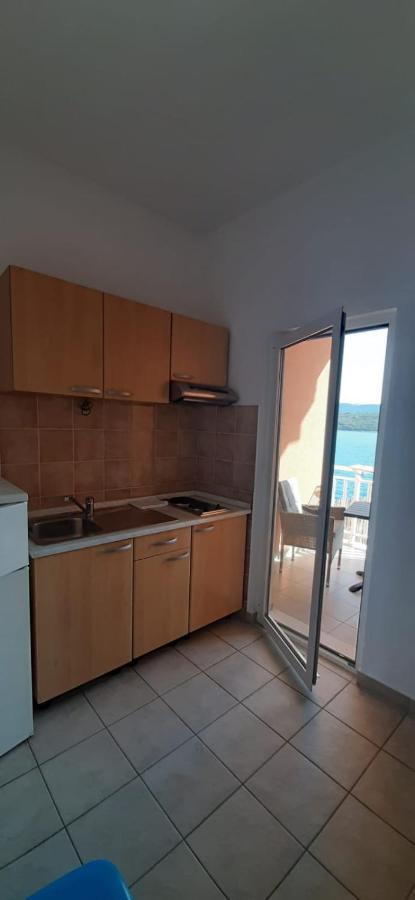 Apartmani Nikoletic Klek Exteriör bild